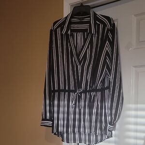 i jeans by Buffalo Black and White Button Down Blouse with Tie Front